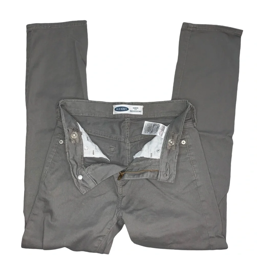 Old Navy Gray karate slim build-in flex Max boys size 10 w/adjustable waist